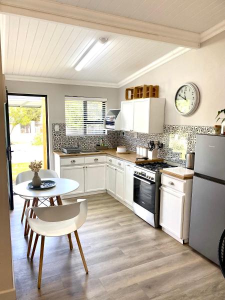Living Lite, Prenota  Kleinmond Caledon