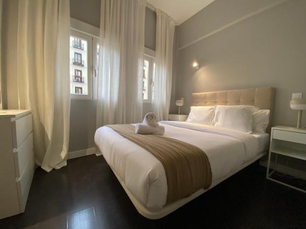 Apartamentos Chueca 6, Book  Madrid Community of Madrid, near Edificio Grassy
