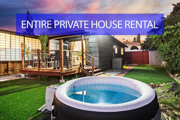 Entire Private Home with 1 Bedroom, 1 Bathroom, King Bed, Hot Tub, Parking, View, Available Now, Prenota  San Diego San Diego Metropolitan Area