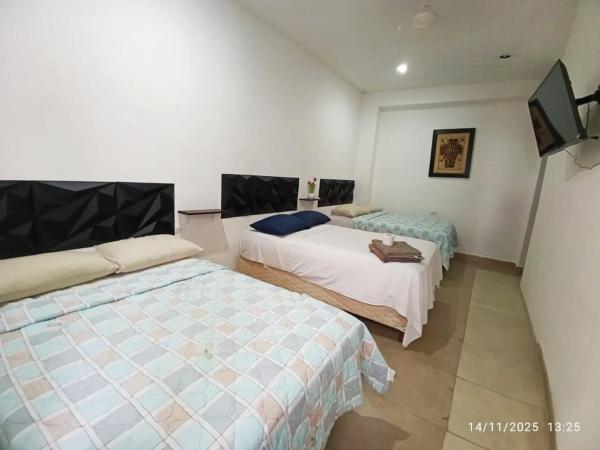 Hotel y Hostal AH MUN, Prenota  Hotel con piscina a Yucatán, Piscina