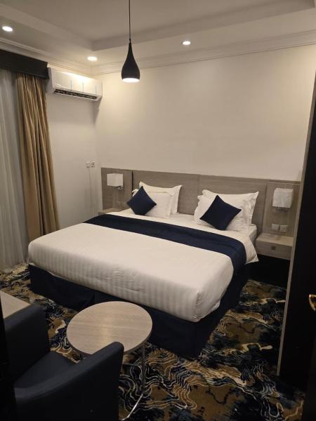 ليالي روز جدة للشقق المخدومة - Layali Rose, Buchen Sie  Hotels in Provinz Mekka mit Parkplatz, Parkplätze