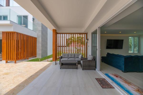 Lobster Villa #08, Book  Jobs Bight Hotels with a Pool, Swimming Pool