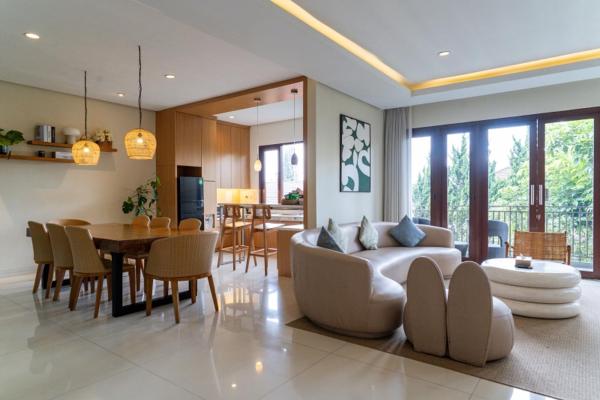 BreezeBlows City View 5BR with Pool + Familly Room