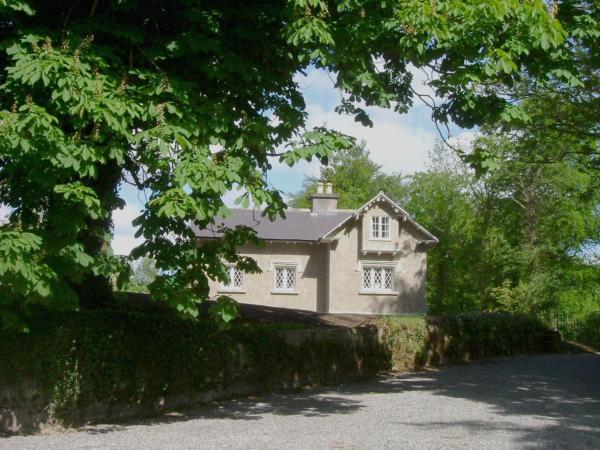 Schoolhouse at Annaghmore, Prenota Casa vacanze Hotel a Connacht con parcheggio, Parcheggio