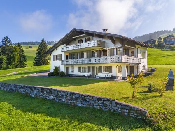 Villa mit Seeblick, Buchen Sie  Amden 