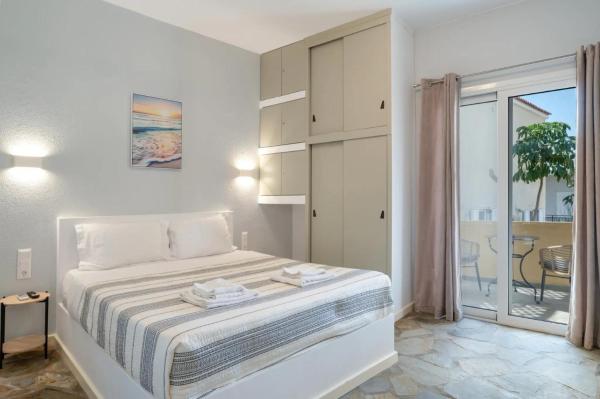 Ariston House, Book  Porto Heli 