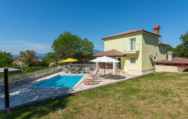 Villa Ester, Reserva ahora  Hoteles en Istria central con piscina, Piscina