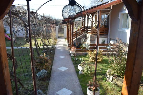 Hello Retezat, Prenota  Hotel a Hunedoara con parcheggio, Parcheggio