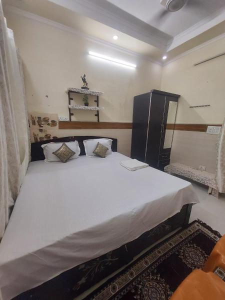 DoonDiariesHomestay, Buchen Sie  Hotels in Uttarakhand mit Parkplatz, Parkplätze