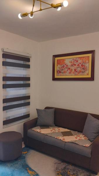 Al Ain Travelers\ Villa, Prenota  Hotel a Luzon con parcheggio, Parcheggio