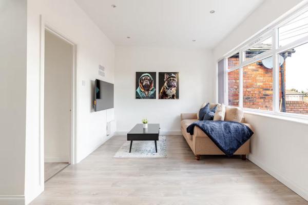 Stylish 2 Bedroom Apartment in Liverpool, Buchen Sie Ferienwohnung Hotels in Merseyside mit Parkplatz, Parkplätze