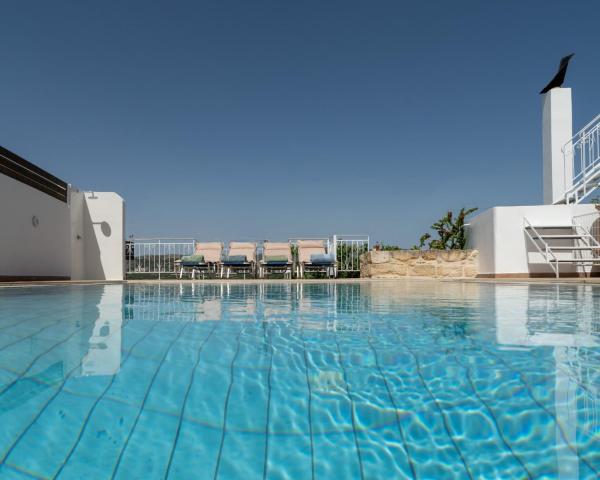 Chic Greek Pool Villa, Prenota  Myrtia Iraklio