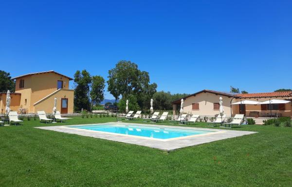 Agriturismo Bio Casale degli Orti, Book  Hotels in Pitigliano with a Pool, Swimming Pool
