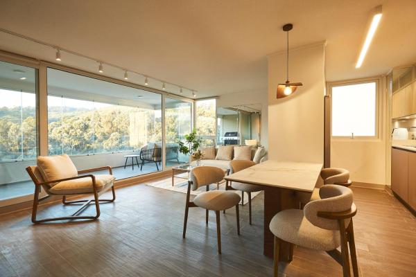 Departamento boutique con Azotea privada diseño exclusivo, Reserva ahora  Hoteles en Valparaíso con aparcamiento, Aparcamiento