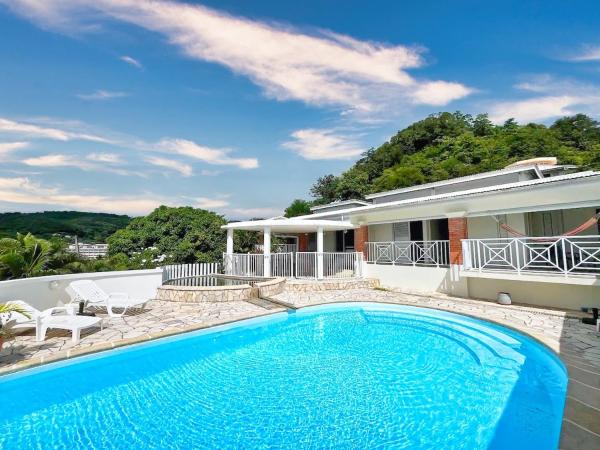 Villa Felix Pool cozy garden, Buchen Sie  Hotels mit Pool in Le Marin, Schwimmbad
