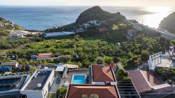 Oceanfront Villa with Private Pool Breathtaking Sunsets in Madeira, Buchen Sie  Tábua Madeira