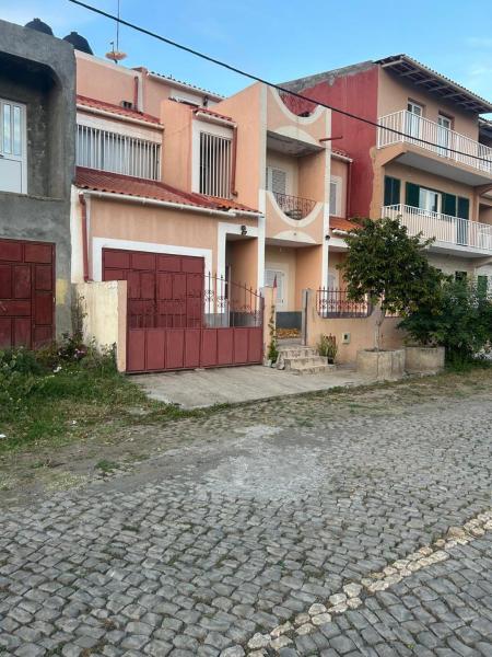 Home Lenda, Réserver  Tarrafal 