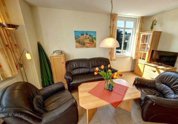 Villa Sonnenglück, App 6, Reserva ahora  Hoteles en Usedom con aparcamiento, Aparcamiento