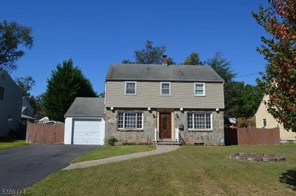 Single Family Homes Dunelle, Buchen Sie  Dunellen New Jersey