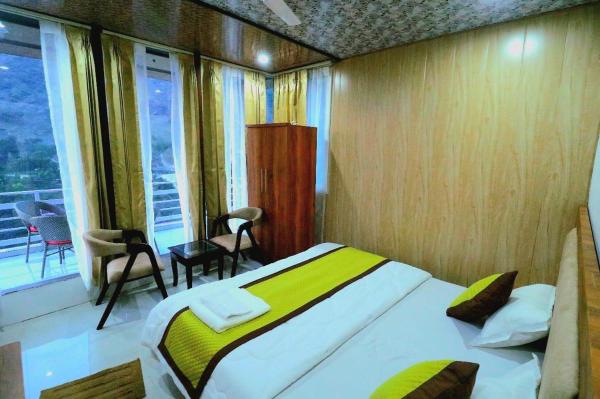 The Himalayan Majesty Hotel, Buchen Sie  Hotels in Chopta mit Parkplatz, Parkplätze