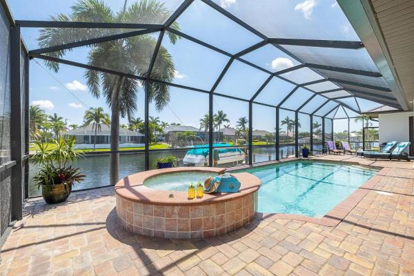 Villa Pearl, Buchen Sie Villa Villen in Florida, Villa