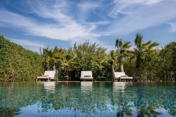 Villa Sunstone Marrakech, Buchen Sie  Hotels in Marrakech-Safi mit Parkplatz, Parkplätze