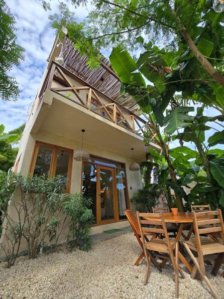 Casa Plátano Villa and palapa with private garden, Prenota  Hotel a Quintana Roo con parcheggio, Parcheggio