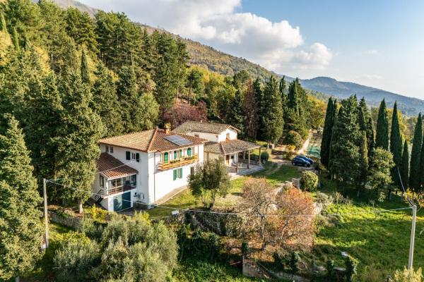 Villa di lusso a Firenze - Reggello 8 Pax Wi-Fi, Buchen Sie  Hotels in Valdarno mit Pool, Schwimmbad