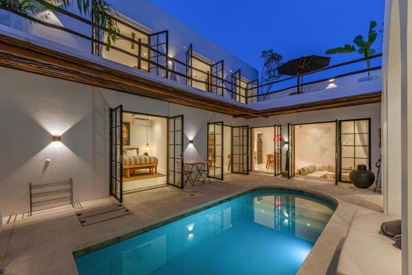 Villa Kiki - Modern Tropical 3BR Escape in Canggu, Reserva ahora  Hoteles con piscina en Bali, Piscina