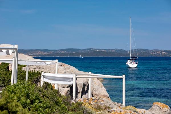 Hotiday La Maddalena, Buchen Sie Hotel Hotels mit Pool in Maddalena-Archipel, Schwimmbad
