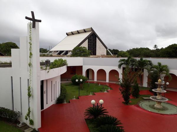 São João Paulo II - Casa de Retiro, Reserva ahora  Hoteles en Noreste de Brasil con aparcamiento, Aparcamiento