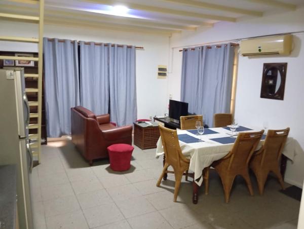Rofix Appartement, Buchen Sie  Hotels in Paramaribo mit Parkplatz, Parkplätze