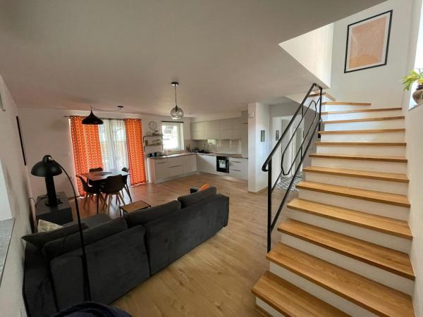 Spacious 2 bed Villa near Spa Town Rogaska Slatina, Buchen Sie  Hotels in Savinjska mit Parkplatz, Parkplätze