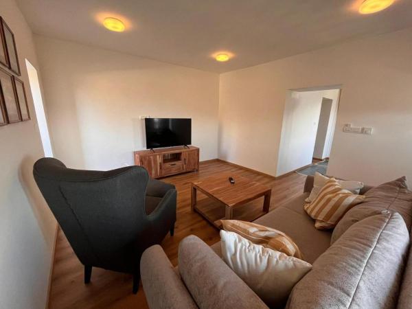 Mountain View Villa with Sauna and Hot-Tub - Three Bedroom Villa with Sauna and Hot-Tub, Reserva ahora  Slovenj Gradec 