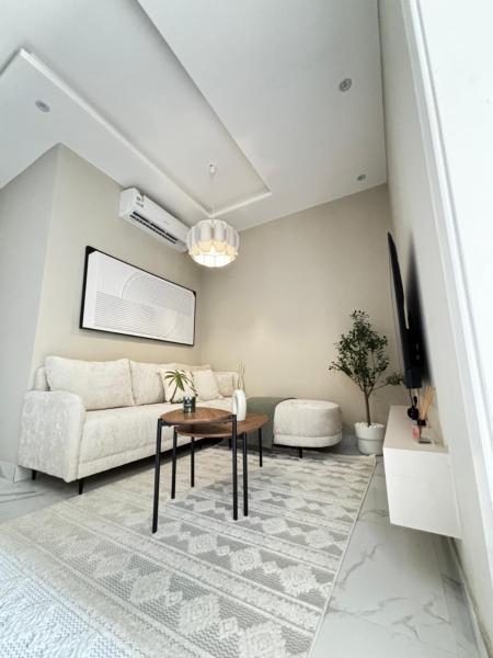 Boulevard View Luxury Apartment, Buchen Sie Ferienwohnung Hotels in Provinz Riad mit Parkplatz, Parkplätze