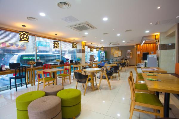 Jeju R Hotel and Guesthouse, Reserva ahora  Chu-sung Isla de Jeju