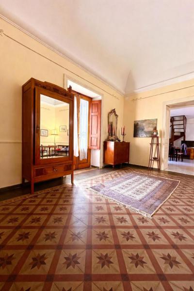 Villa Storica Etna & Mare Sicily Home - Aci Bonaccorsi, Prenota  Hotel a Sicilia con parcheggio, Parcheggio