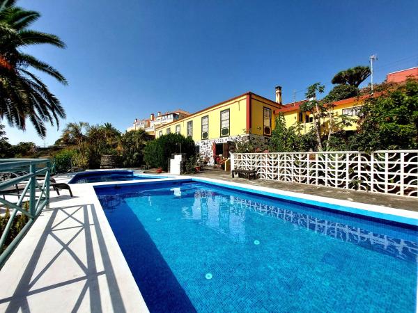 Villa Asunción II by Isla Bonita, Buchen Sie Villa Hotels mit Pool in La Palma, Schwimmbad