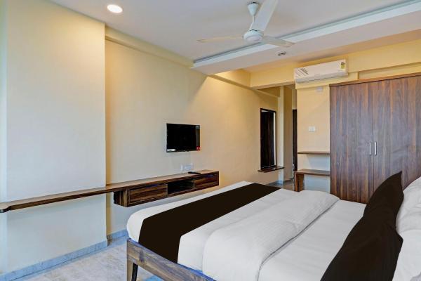 Hotel O Om Shiv, Réserver  Vadodara Gujarat