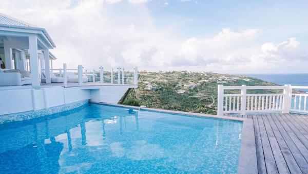 Gentle Summer Villa in Marigot Bay Hillside, Buchen Sie  Marigot St. Martin