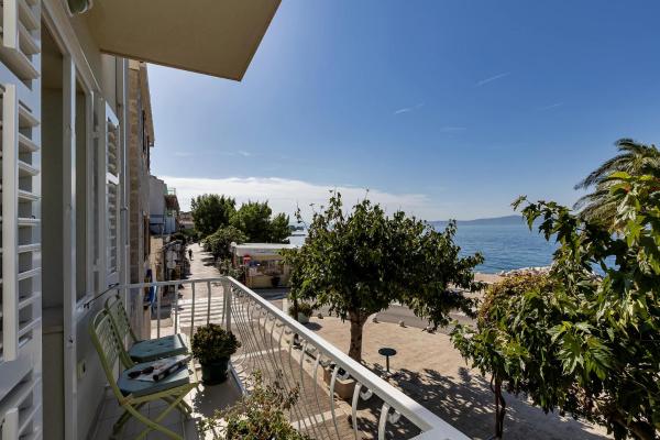 Tučepi Seafront Apartments, Prenota Appartamento Tučepi Riviera di Makarska