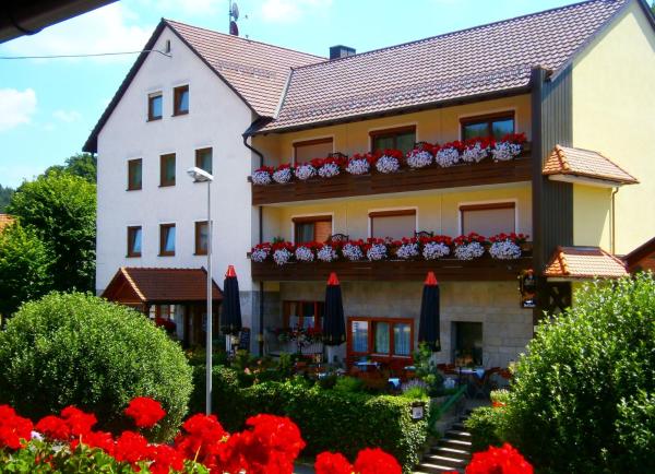 Gasthof Drei Linden, Prenota Hotel Hotel a Baviera con parcheggio, Parcheggio