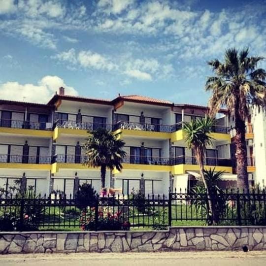 Villa Christina Sea Side A, Prenota  Hanioti 