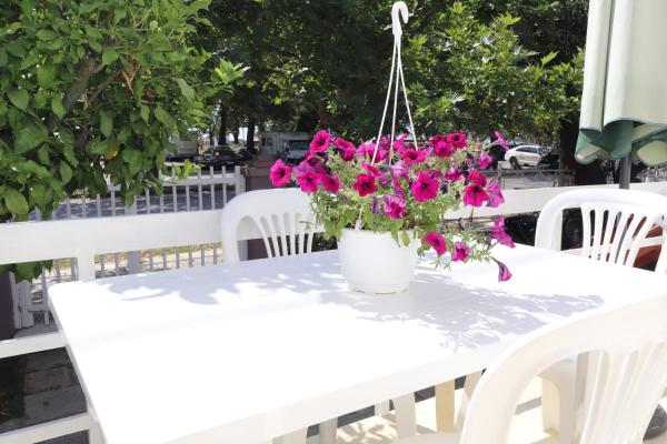 Ioannis House Apartment, Prenota Appartamento Hotel a Macedonia con parcheggio, Parcheggio