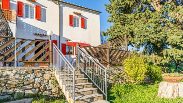 Appartamenti Capannili - Goelba, Reserva ahora  Hoteles en Elba con aparcamiento, Aparcamiento