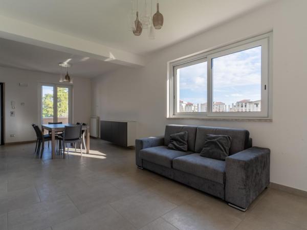Rupes House, Prenota  Hotel a Roccella Ionica con parcheggio, Parcheggio
