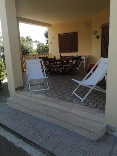 Villa Carrube fifty meters from the sea, Buchen Sie  Pulsano Salento