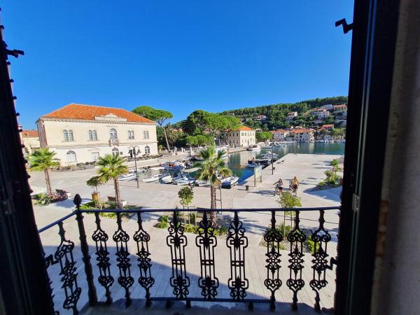 Calico Apartment\s, Prenota Appartamento Jelsa 