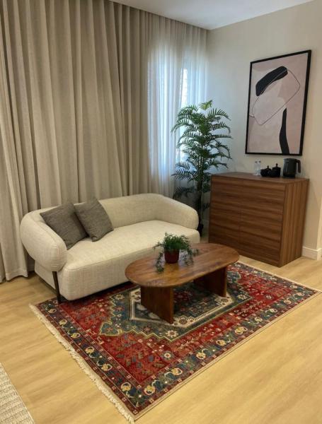 Qurtubah 1 - RIDAF, Buchen Sie  Hotels in Provinz Riad mit Parkplatz, Parkplätze