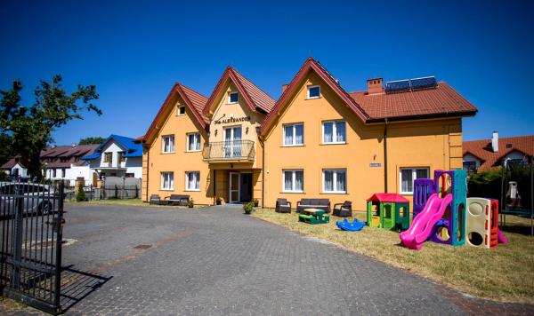Willa Aleksander, Reserva ahora  Hoteles en Pomerania con aparcamiento, Aparcamiento